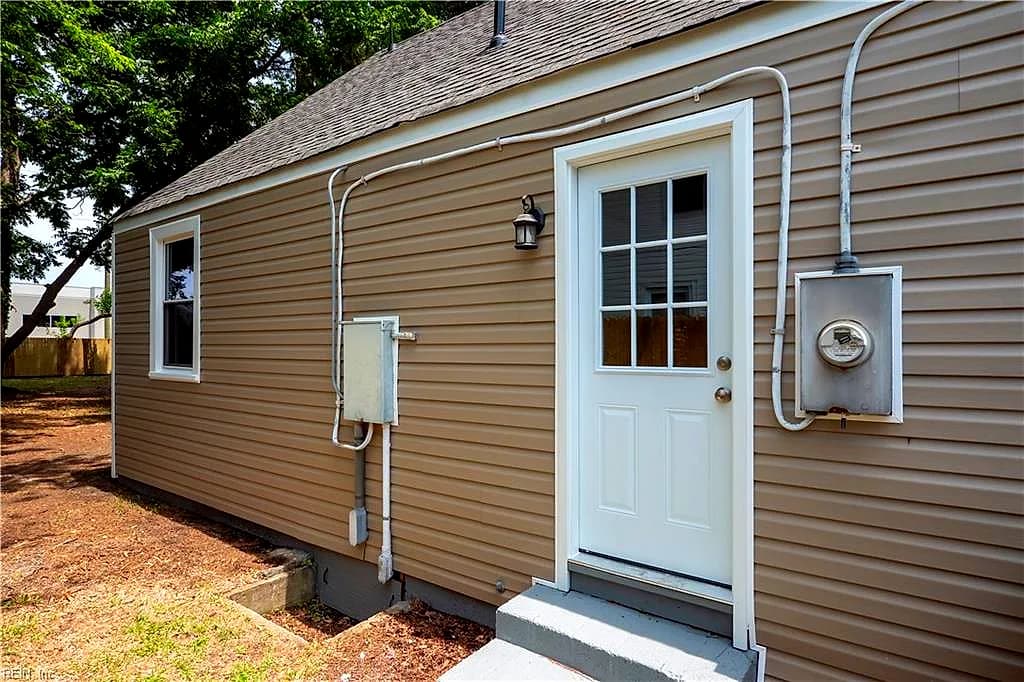 7534 Yorktown DR, NORFOLK VA 23505 thumb 10