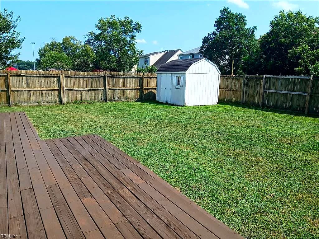 311 Outlaw ST, CHESAPEAKE VA 23320 - Photo 3