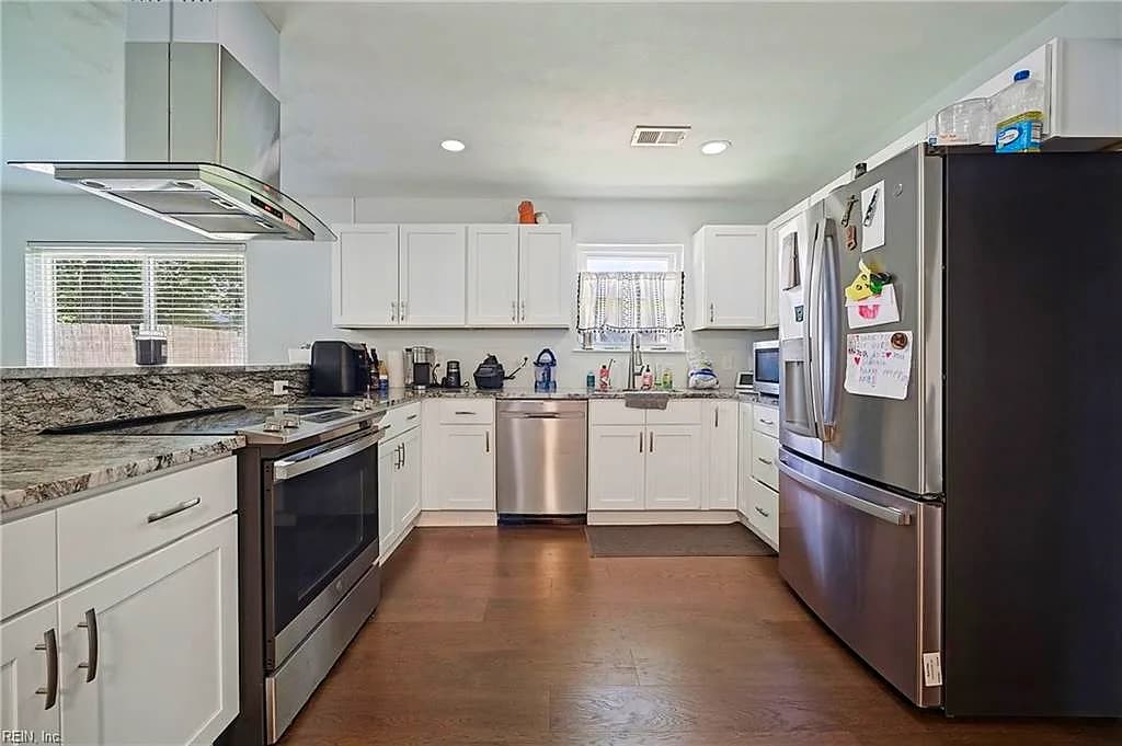 3832 Old Farm RD, PORTSMOUTH VA 23703 thumb 12