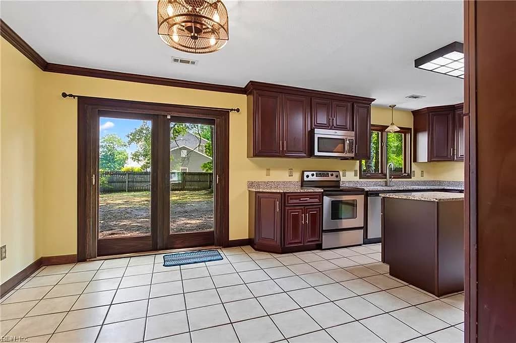 10 Redcedar WAY, NEWPORT NEWS VA 23608 thumb 12