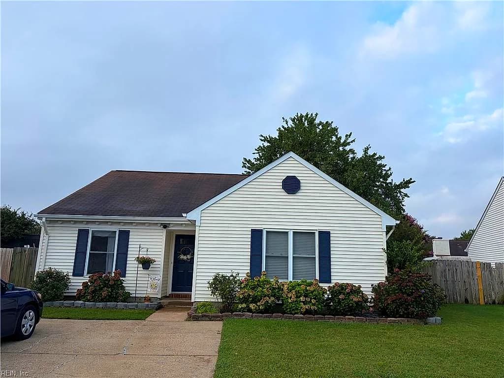 1073 Debaca CT, VIRGINIA BEACH VA 23454 - Photo 2