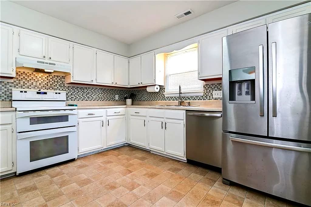 1073 Debaca CT, VIRGINIA BEACH VA 23454 - Photo 3