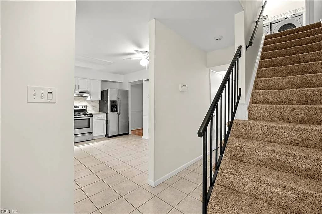 1148 Willow Green DR, NEWPORT NEWS VA 23602 - Photo 4