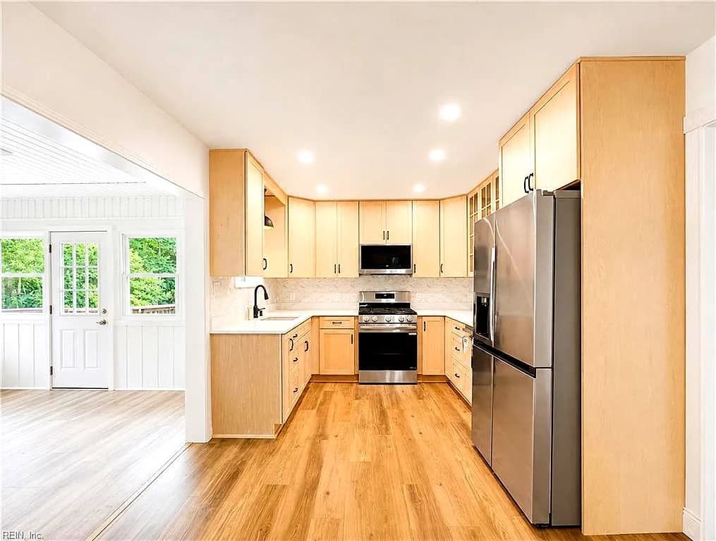 789 Coachpoint RD, HARTFIELD VA 23071 thumb 8