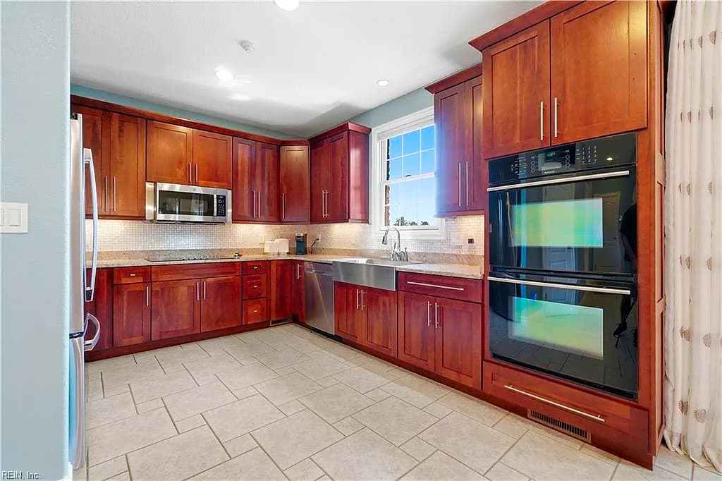 1040 Drumcastle LN, CHESAPEAKE VA 23323 thumb 11