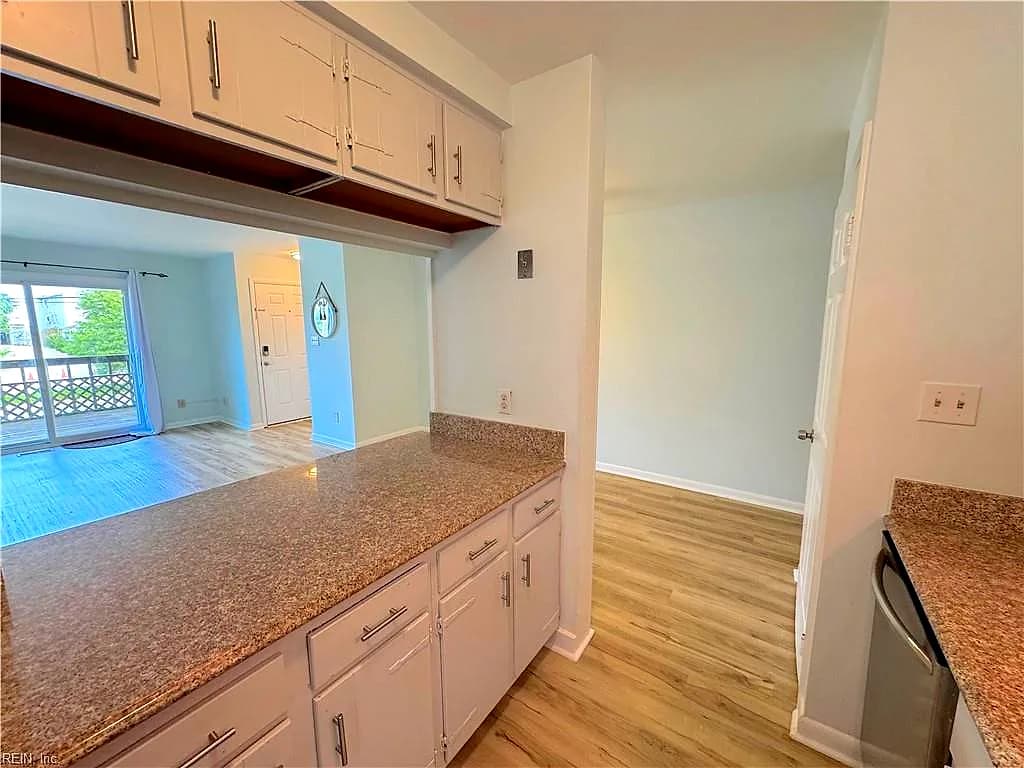 741 W Ocean View AVE #B, NORFOLK VA 23503 thumb 11