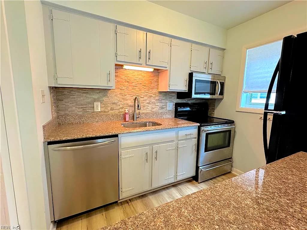 741 W Ocean View AVE #B, NORFOLK VA 23503 thumb 9