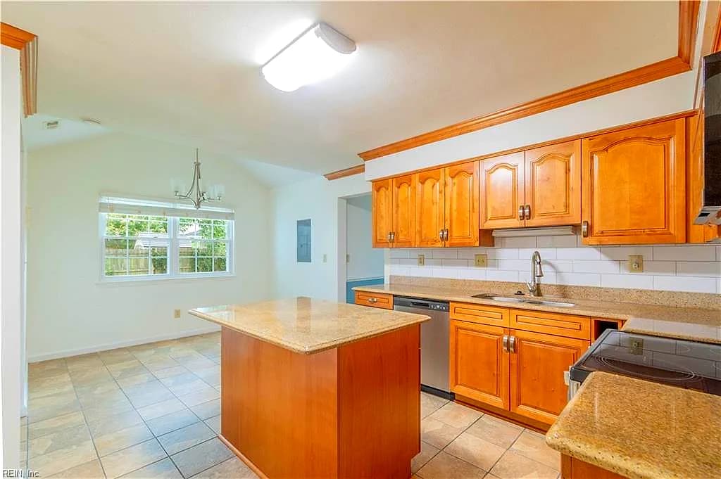 1020 Taylor RD, VIRGINIA BEACH VA 23464 thumb 10