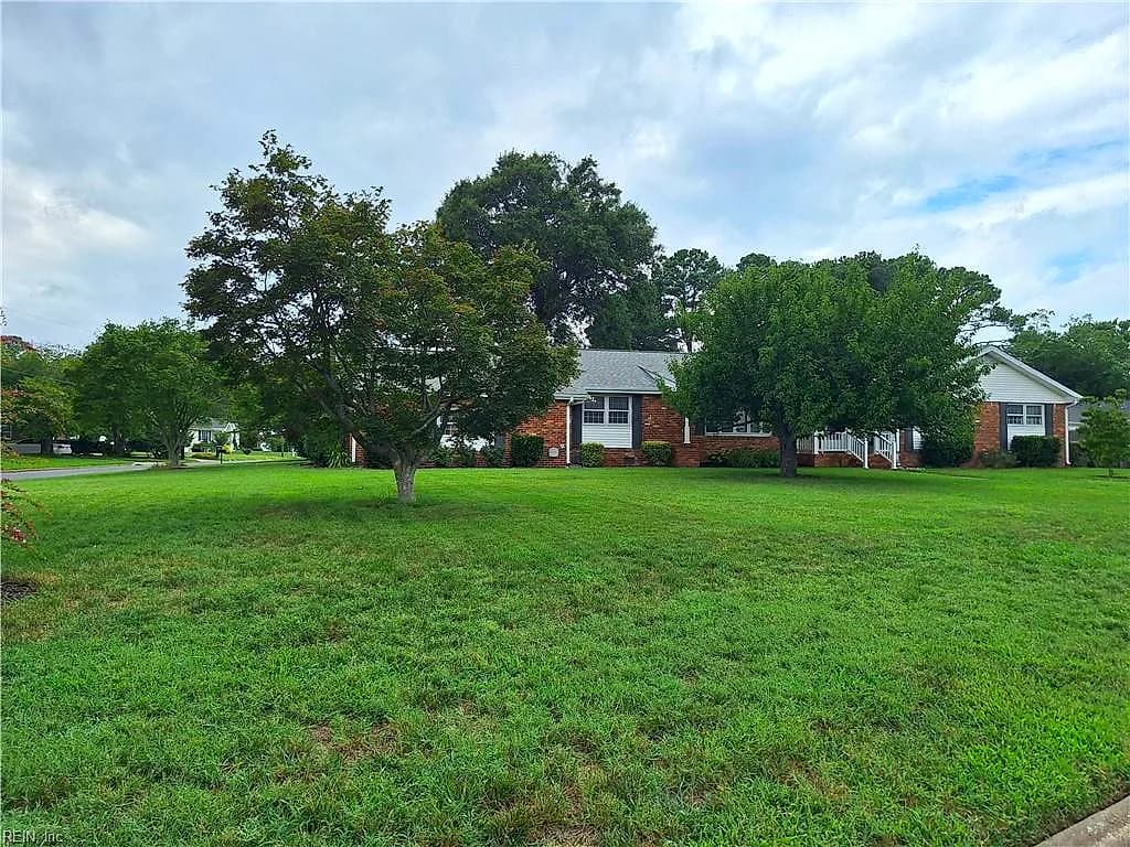 4601 Miles Standish RD, VIRGINIA BEACH VA 23455 - Photo 3
