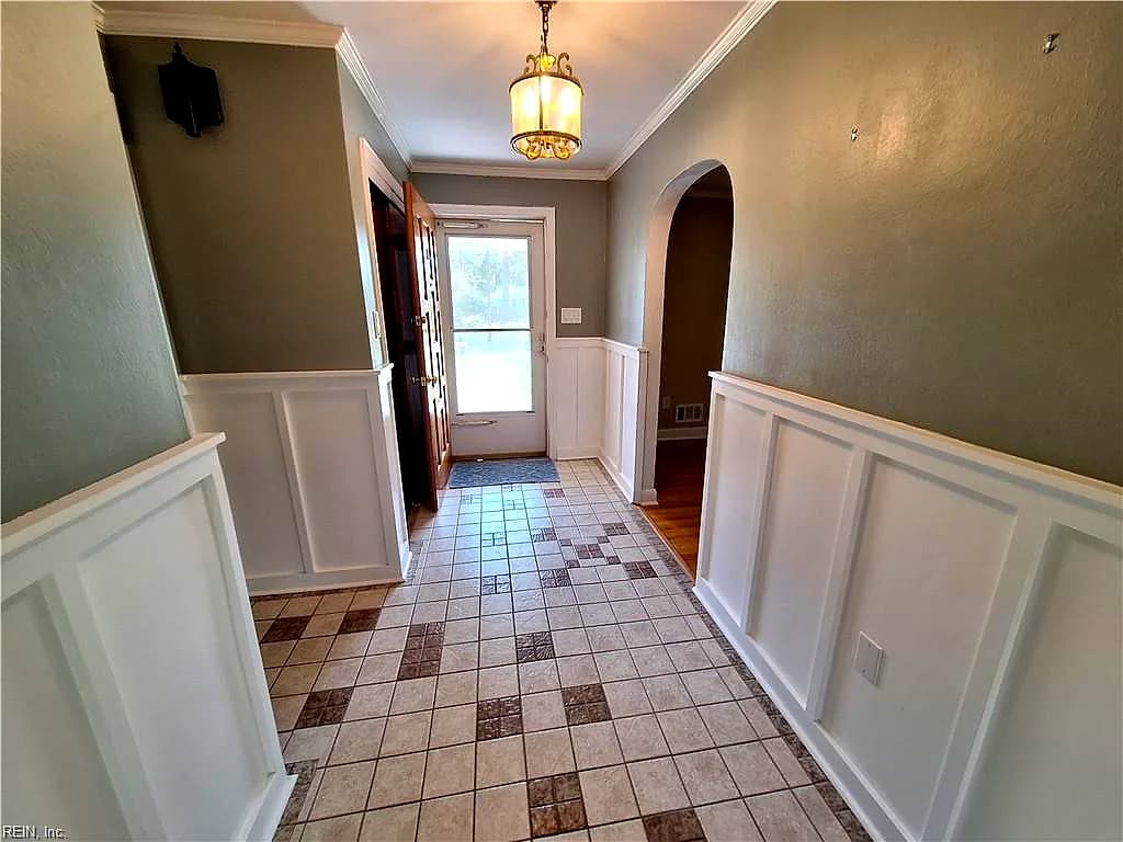 4601 Miles Standish RD, VIRGINIA BEACH VA 23455 - Photo 5
