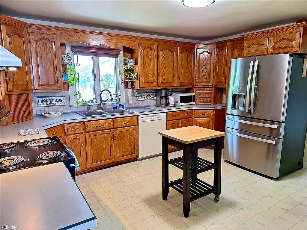 4601 Miles Standish RD, VIRGINIA BEACH VA 23455 thumb 9
