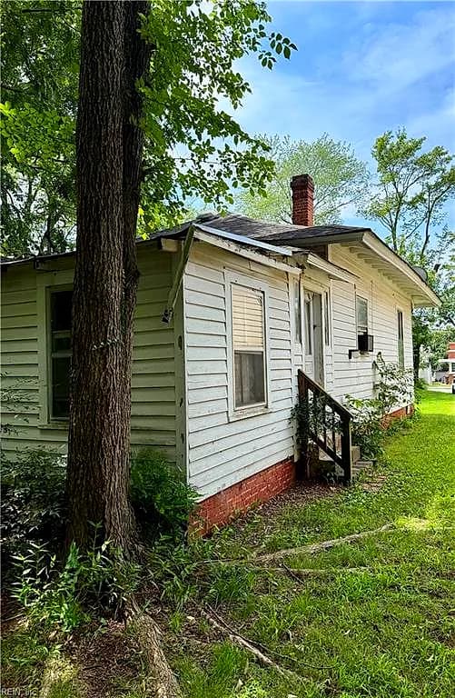 605 N Marshall ST, CHASE CITY VA 23924 - Photo 4