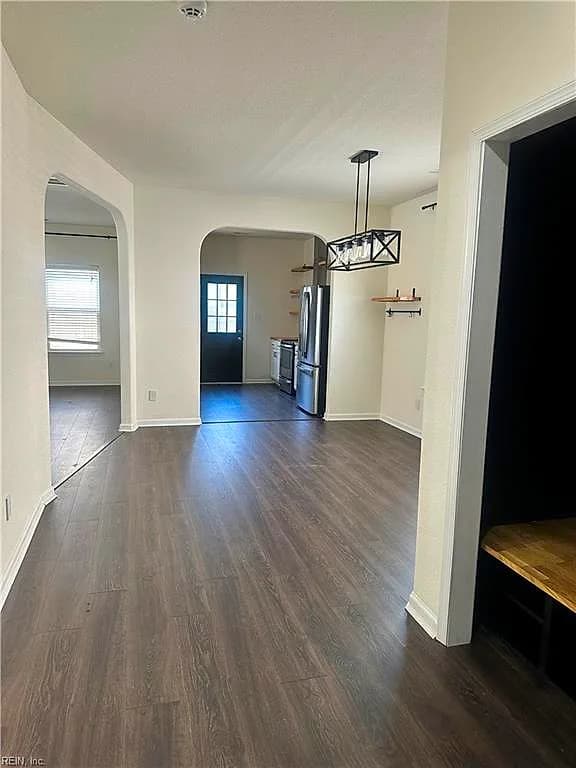 2025 English AVE, CHESAPEAKE VA 23320 - Photo 4