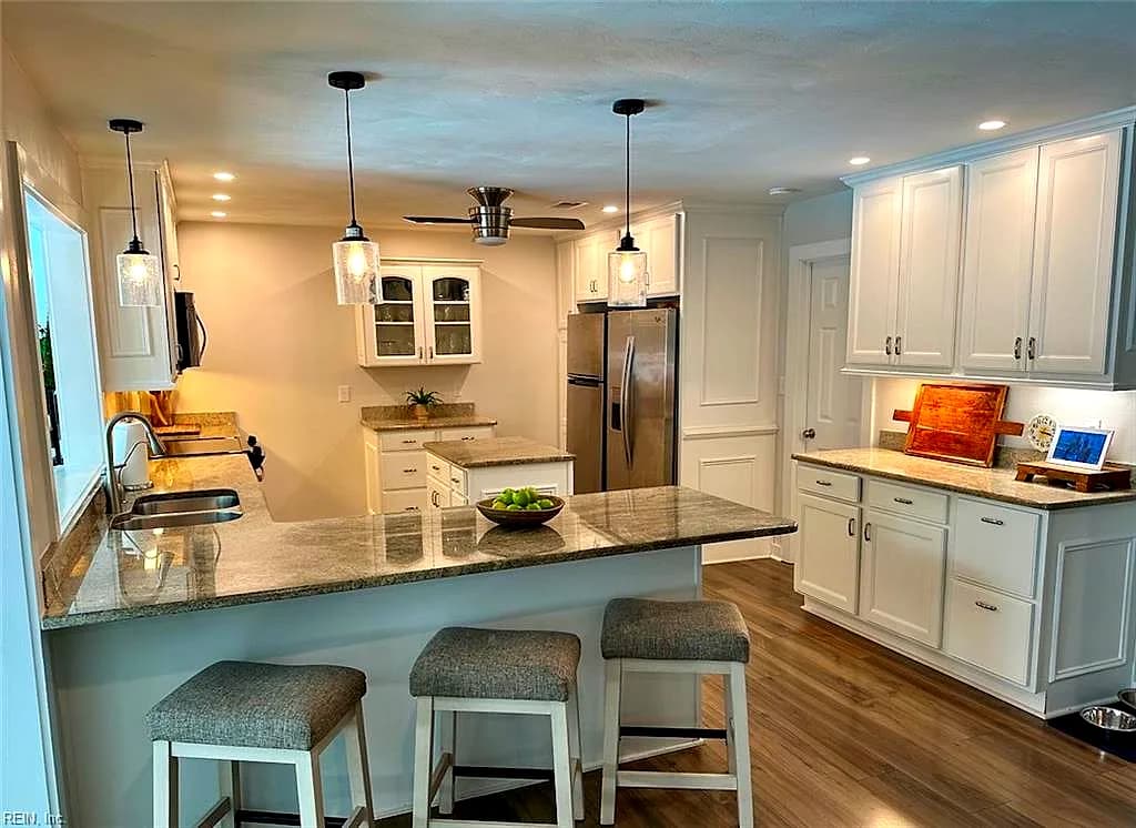 1060 Commodore DR, VIRGINIA BEACH VA 23454 thumb 6