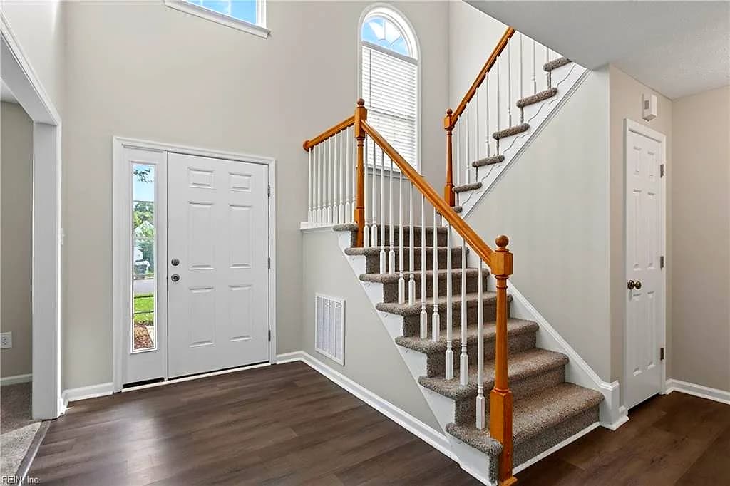 309 Roberta DR, HAMPTON VA 23666 - Photo 5
