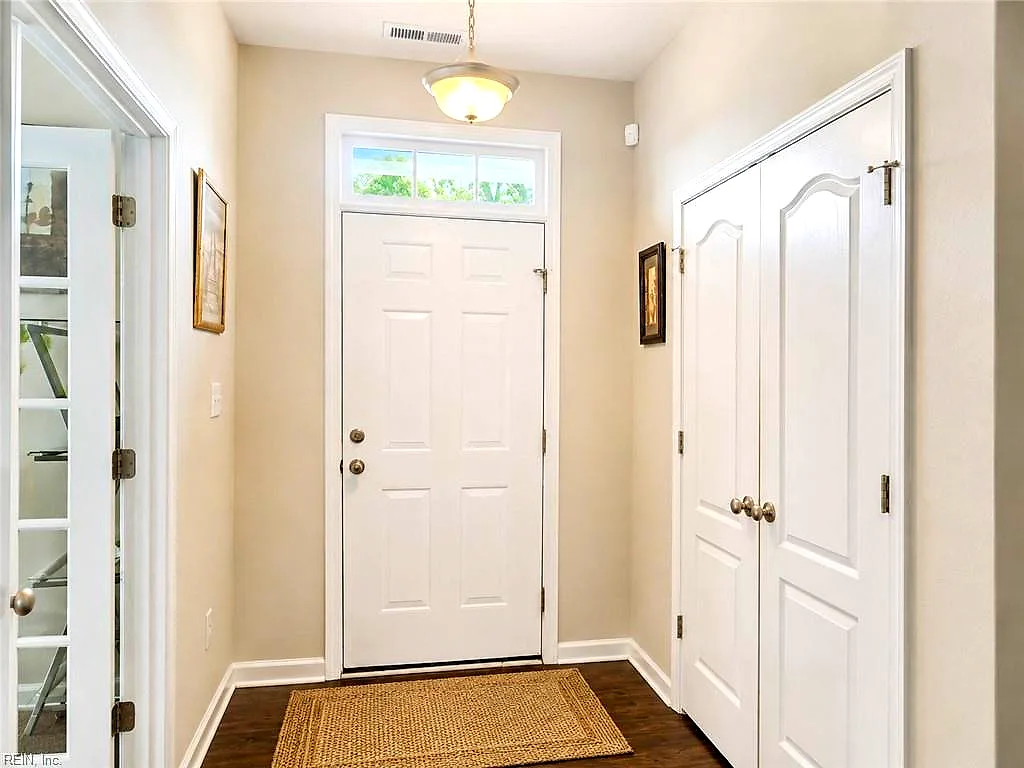 511 Waterside DR #115, HAMPTON VA 23666 - Photo 3