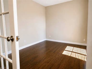 511 Waterside DR #115, HAMPTON VA 23666 thumb 4