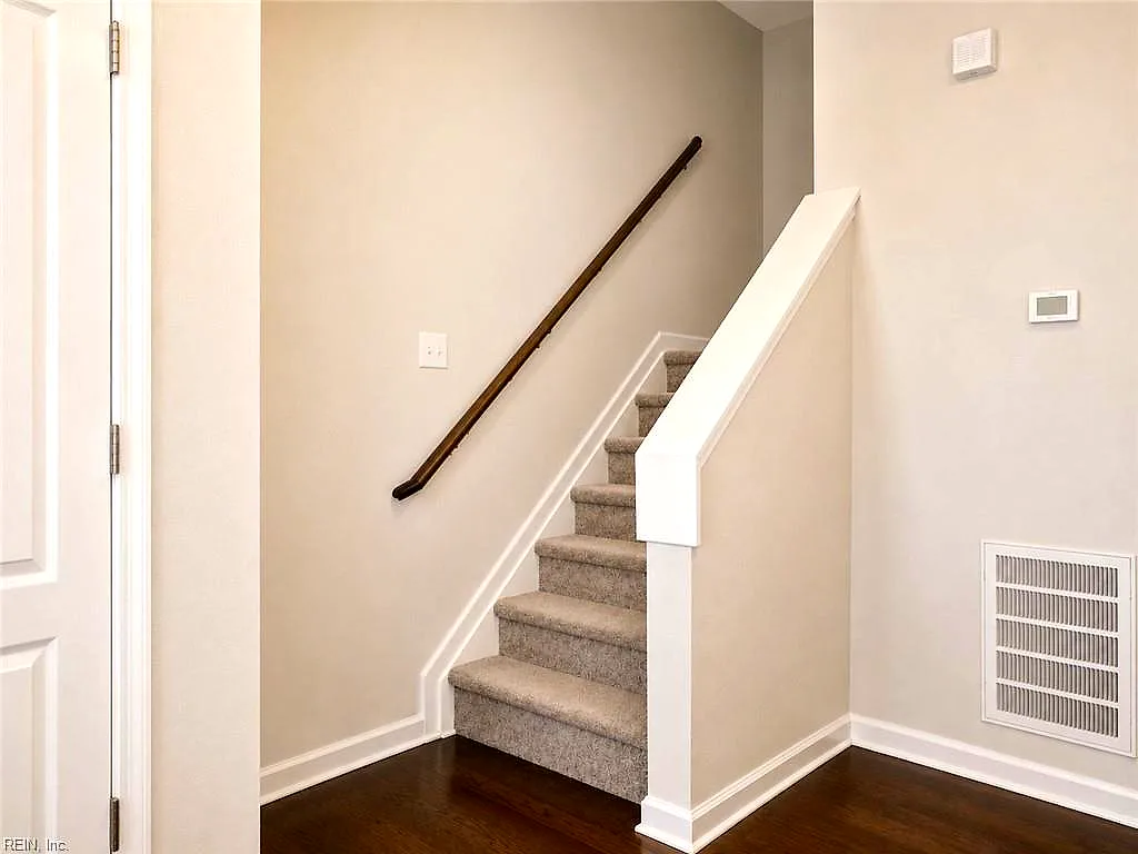 511 Waterside DR #115, HAMPTON VA 23666 thumb 7