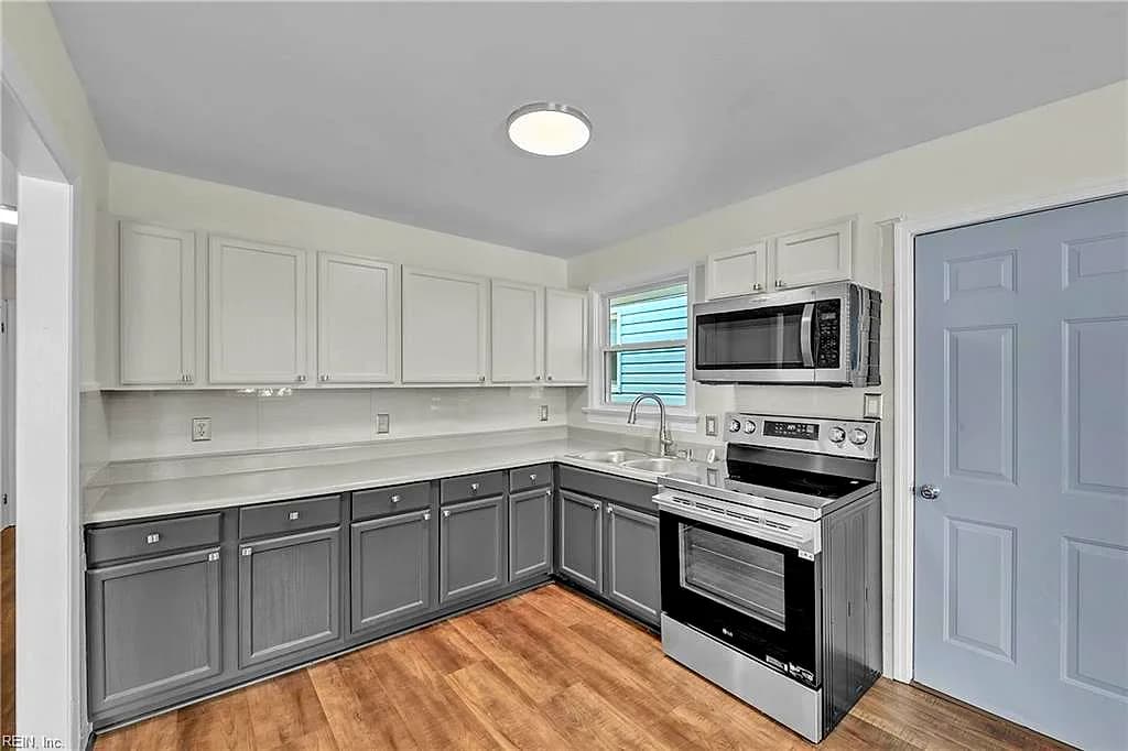 838 24 ST, NEWPORT NEWS VA 23607 - Photo 4