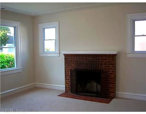 438 Lee ST, HAMPTON VA 23669 - Photo 4