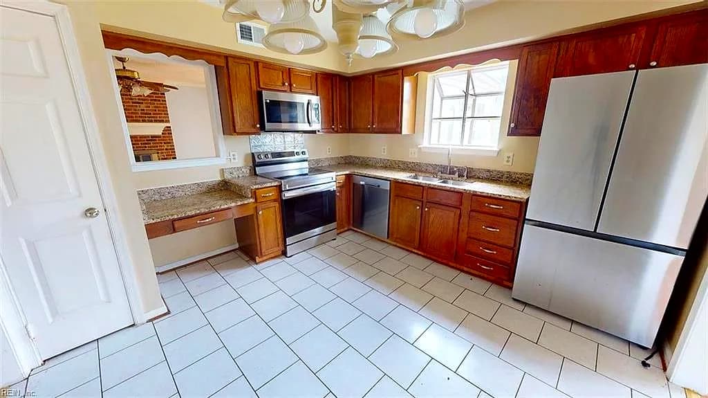 4025 Bakerfield RD, VIRGINIA BEACH VA 23453 thumb 12