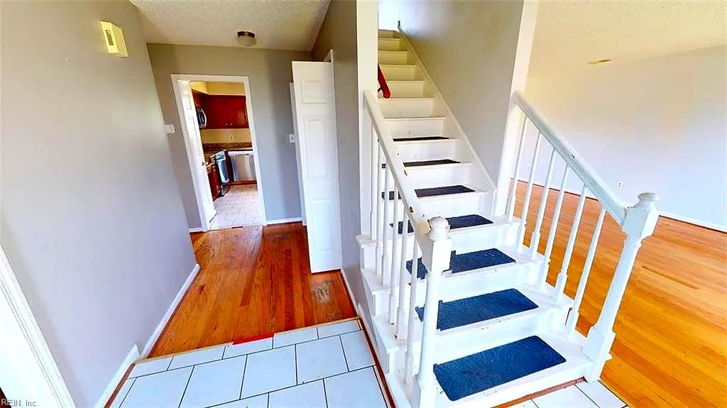 4025 Bakerfield RD, VIRGINIA BEACH VA 23453 - Photo 3