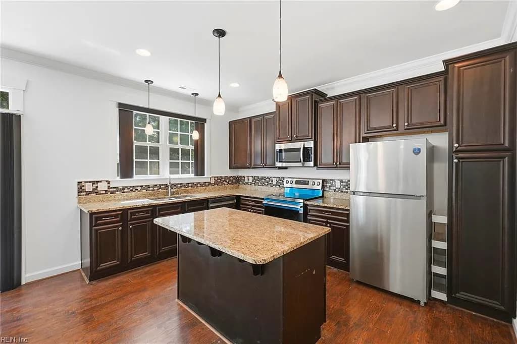 265 Jarvis RD, CHESAPEAKE VA 23323 - Photo 3