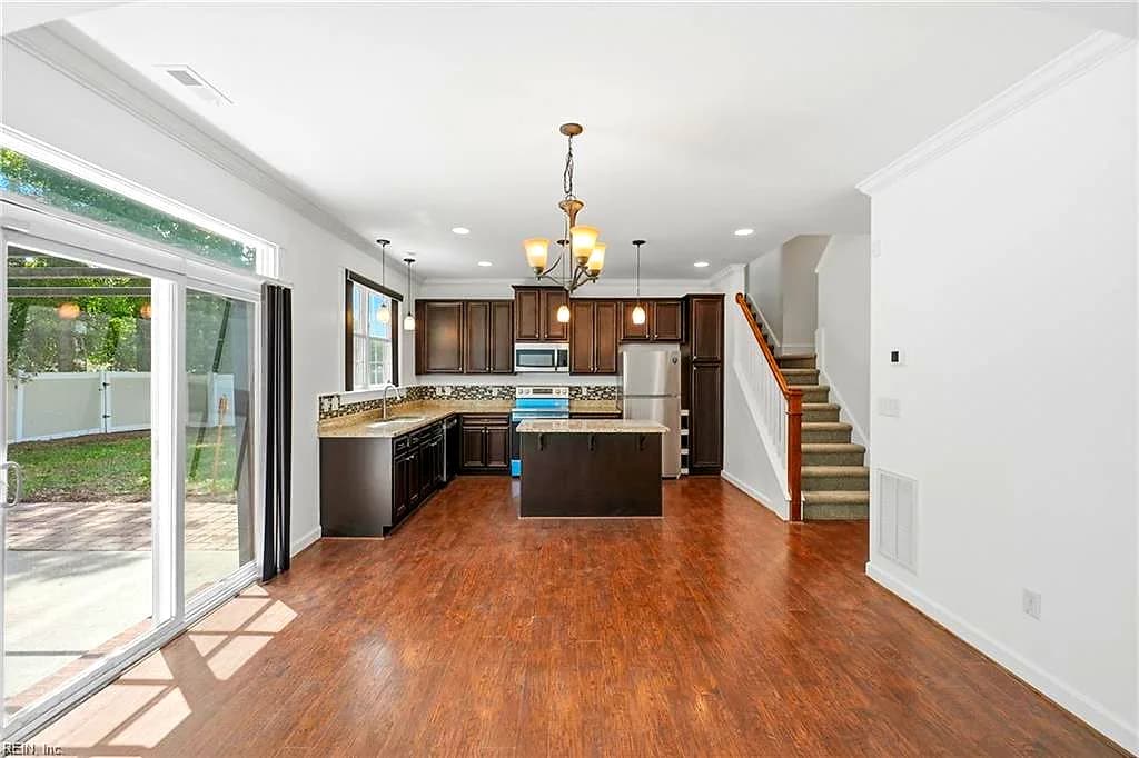 265 Jarvis RD, CHESAPEAKE VA 23323 thumb 8