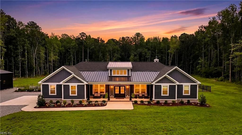 3959 Bunch Walnuts RD, CHESAPEAKE VA 23322 - Main photo