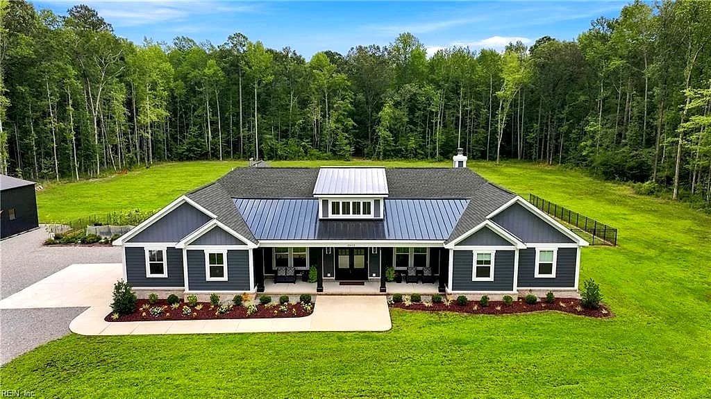 3959 Bunch Walnuts RD, CHESAPEAKE VA 23322 - Photo 4