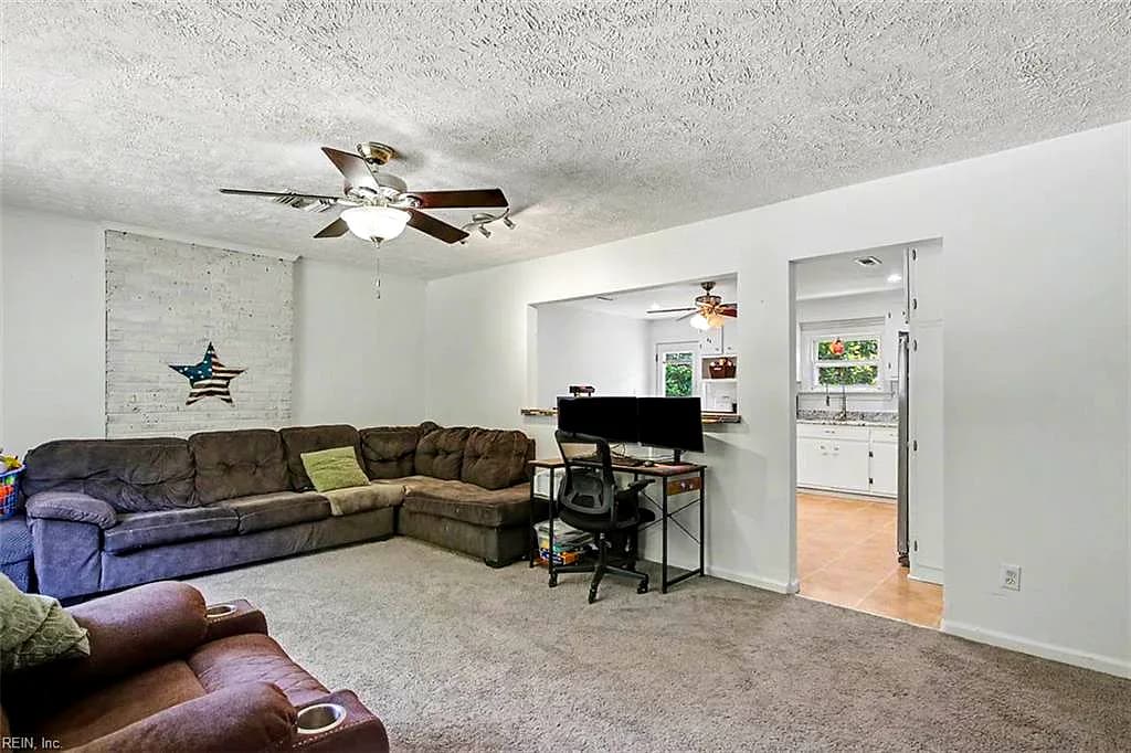 7042 East View RD, HAYES VA 23072 - Photo 5