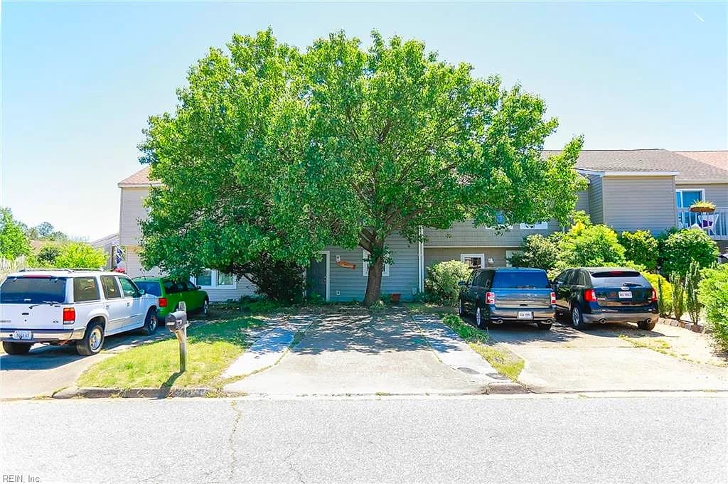 3803 Clipper Bay DR, VIRGINIA BEACH VA 23455 - Main photo