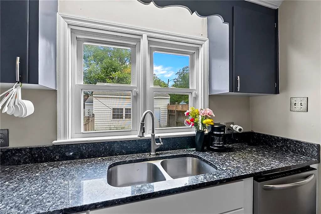 1814 Canterbury RD, HAMPTON VA 23666 thumb 11