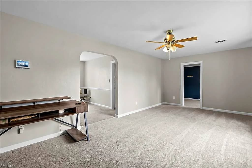1814 Canterbury RD, HAMPTON VA 23666 - Photo 4
