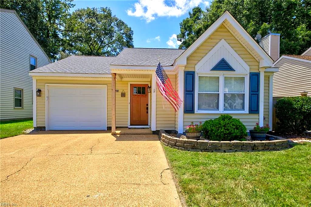 1456 Debbs LN, CHESAPEAKE VA 23320 - Main photo