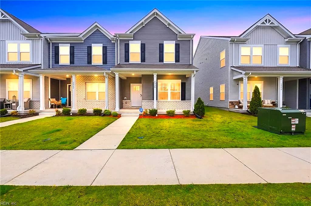 1539 Stanford LN, NEWPORT NEWS VA 23608 - Main photo