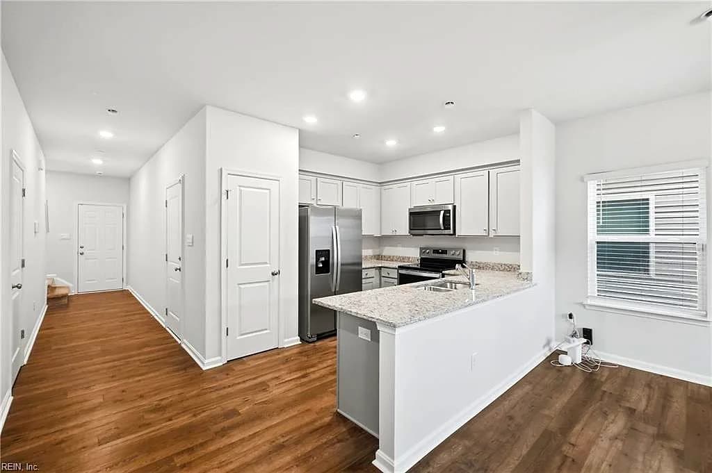 1539 Stanford LN, NEWPORT NEWS VA 23608 thumb 11