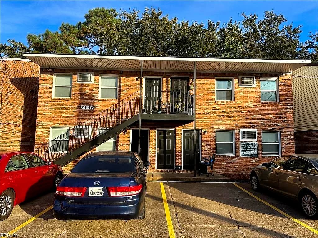 7446 Fenner ST #1, NORFOLK VA 23505 - Main photo