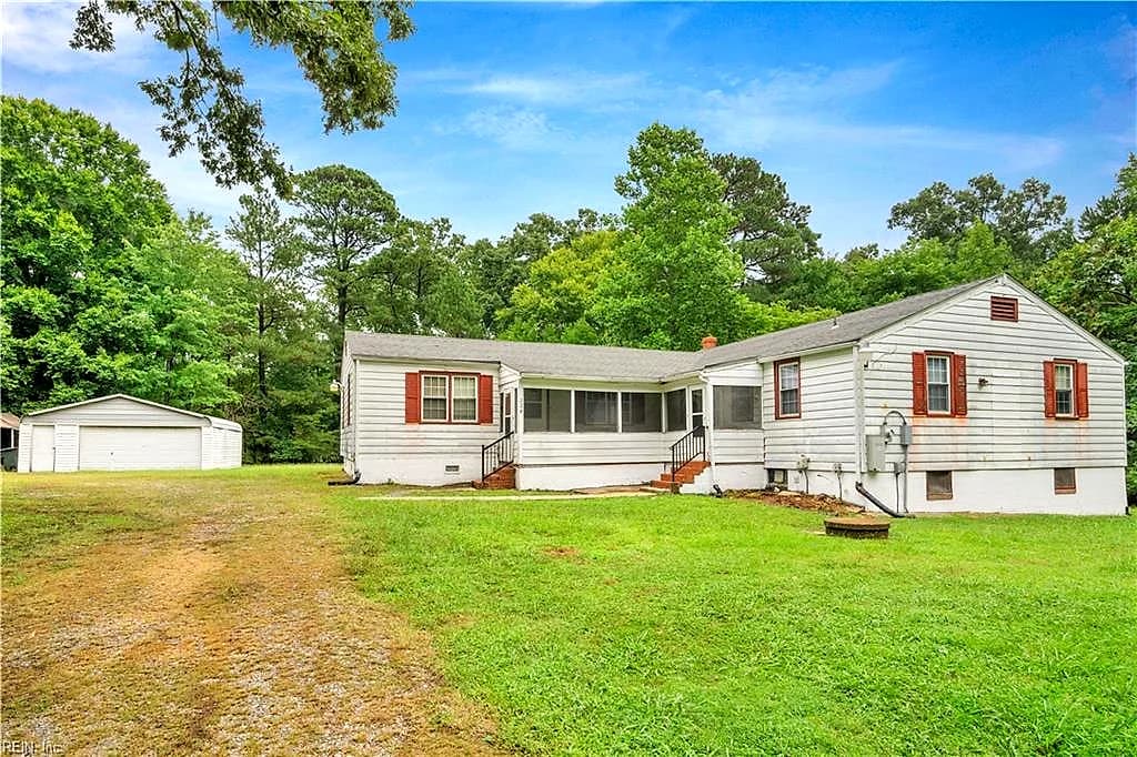 228 Oaktree RD, WILLIAMSBURG VA 23185 - Photo 2