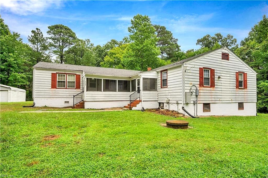 228 Oaktree RD, WILLIAMSBURG VA 23185 - Photo 4