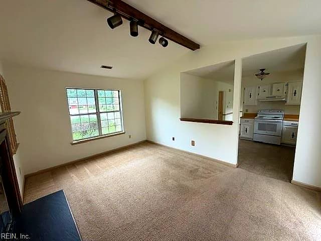 520 Heacox LN, NEWPORT NEWS VA 23608 thumb 9