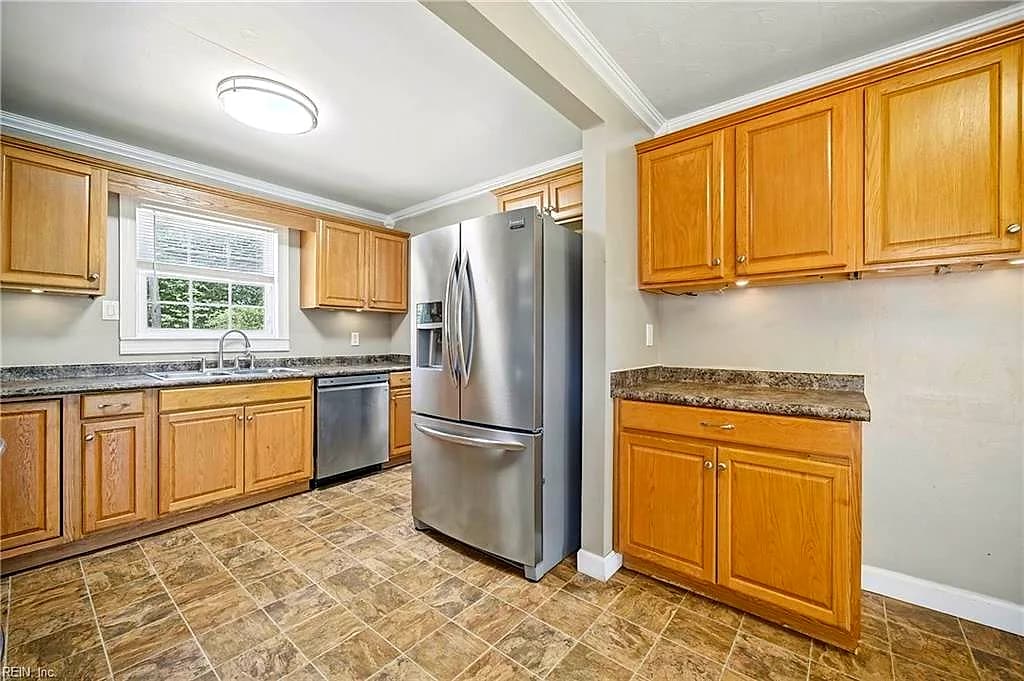 221 Cypress RD, PORTSMOUTH VA 23701 thumb 9