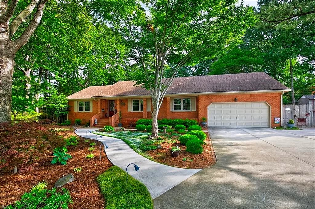 2000 Bay Breeze CT, VIRGINIA BEACH VA 23454 - Main photo