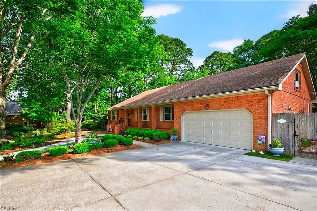 2000 Bay Breeze CT, VIRGINIA BEACH VA 23454 - Photo 5