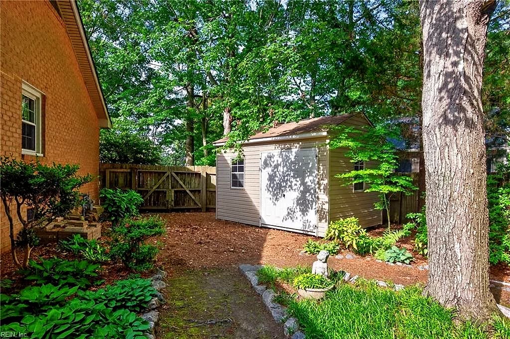 2000 Bay Breeze CT, VIRGINIA BEACH VA 23454 thumb 7