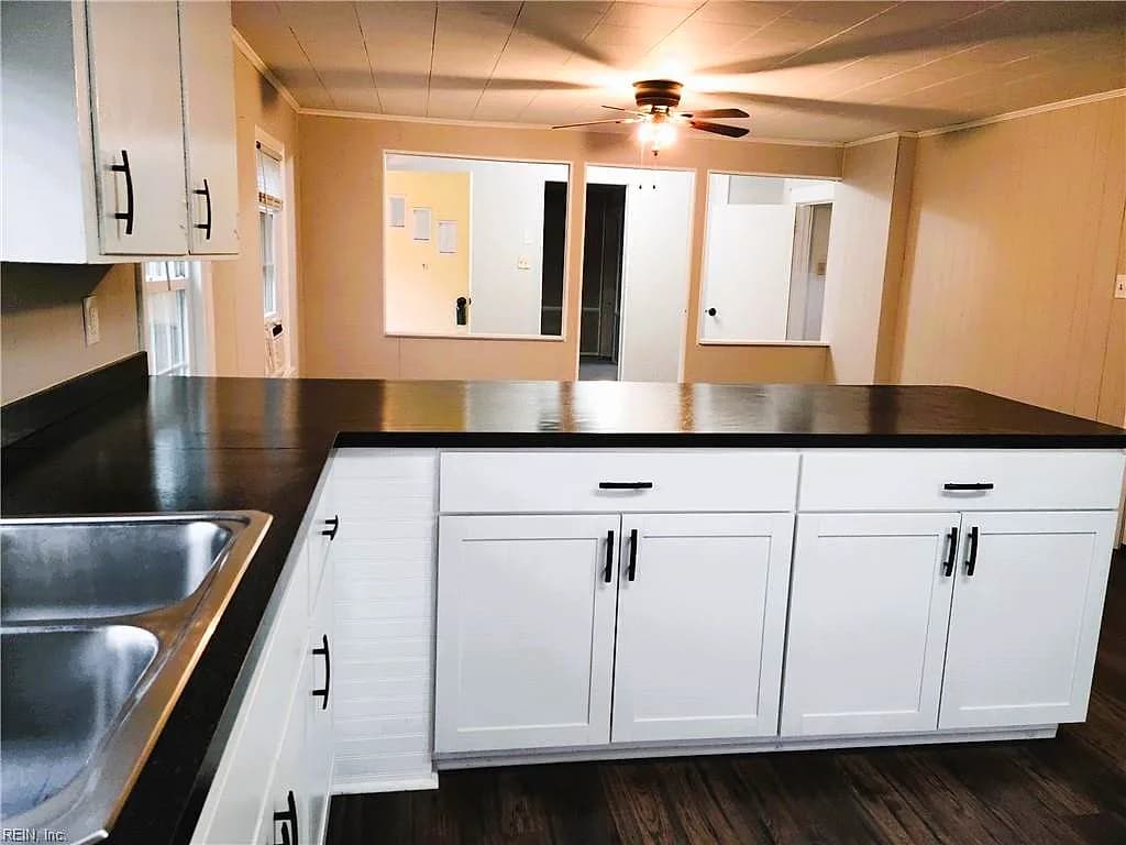 1437 Fentress RD, CHESAPEAKE VA 23322 thumb 11