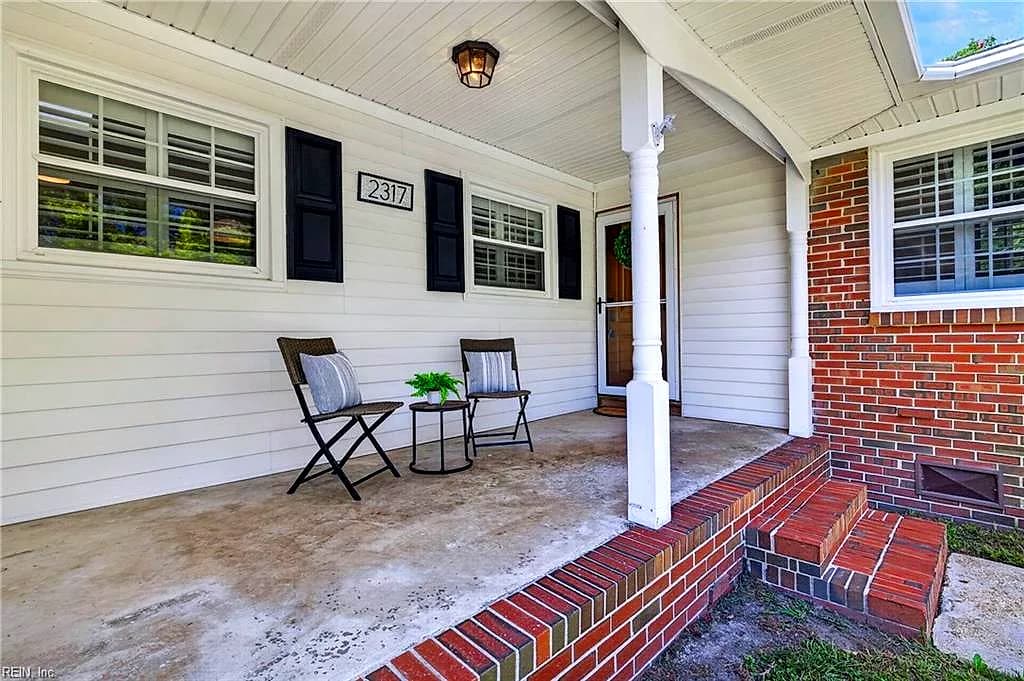2317 Laurel Cove DR, VIRGINIA BEACH VA 23454 - Photo 3