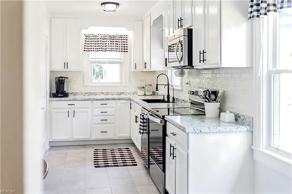 125 Wythe Crescent DR, HAMPTON VA 23661 thumb 11