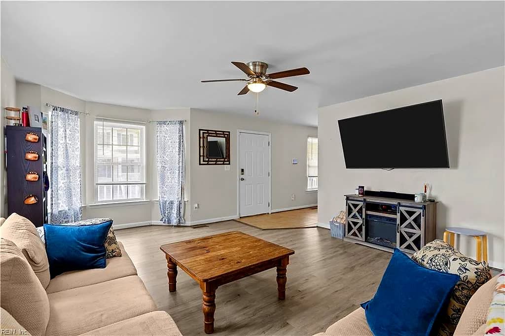 302 Poplar AVE, NORFOLK VA 23523 thumb 11
