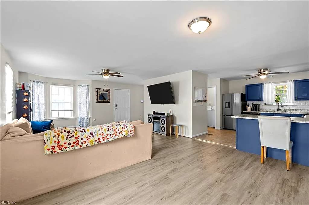 302 Poplar AVE, NORFOLK VA 23523 thumb 12